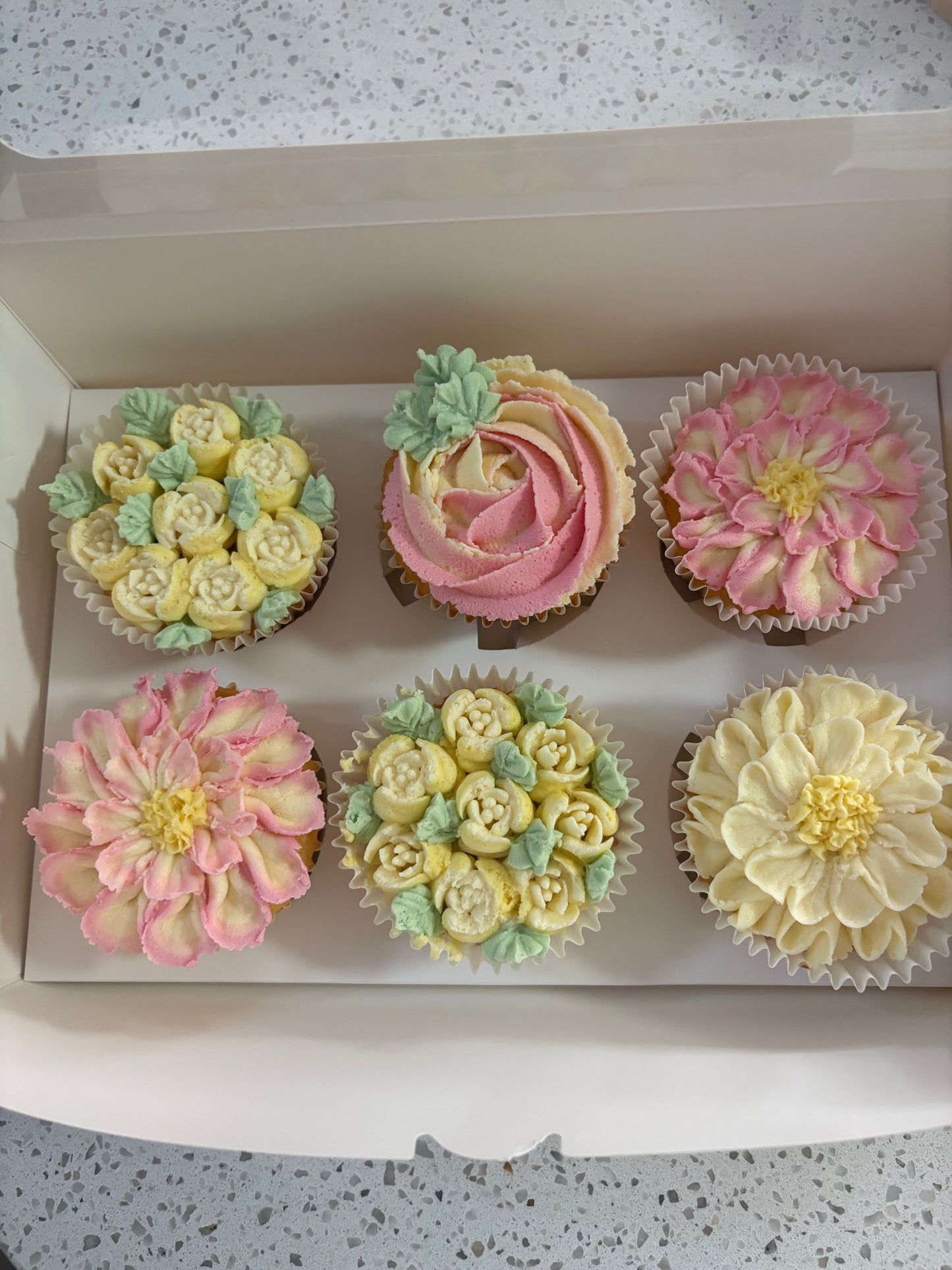 🌸 Sweet Garden Cupcakes 🌸 - Floral Boxes